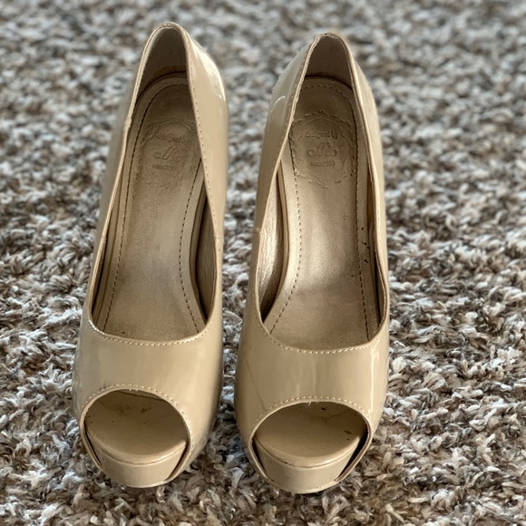 Nude open toe heels pumps - Picture 2 of 4